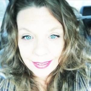 Meet your Posher, Carolyn